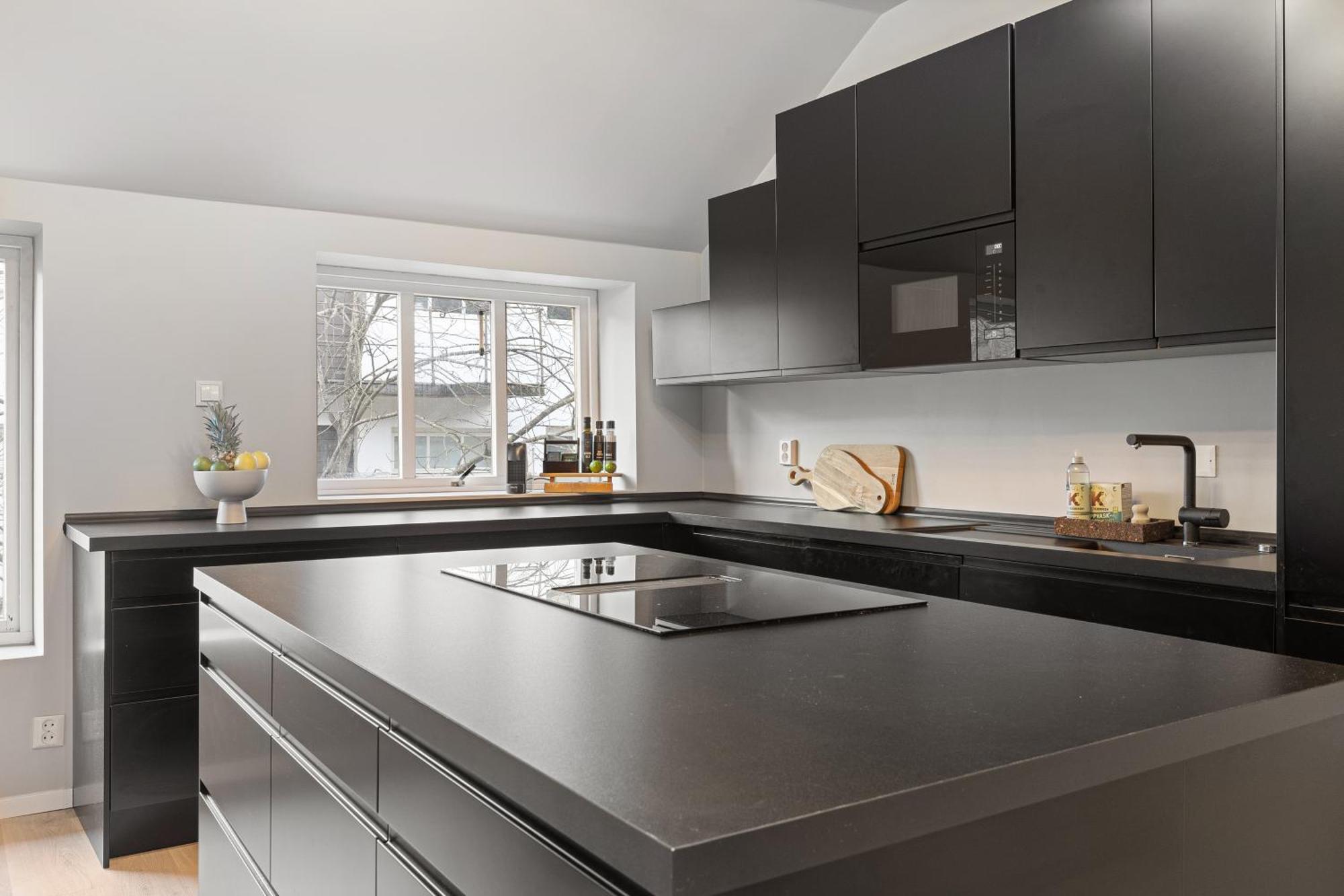 Homerentals L 120Sqm Mid-Central - King Beds - 500Mbps Wi-Fi 베르겐 외부 사진