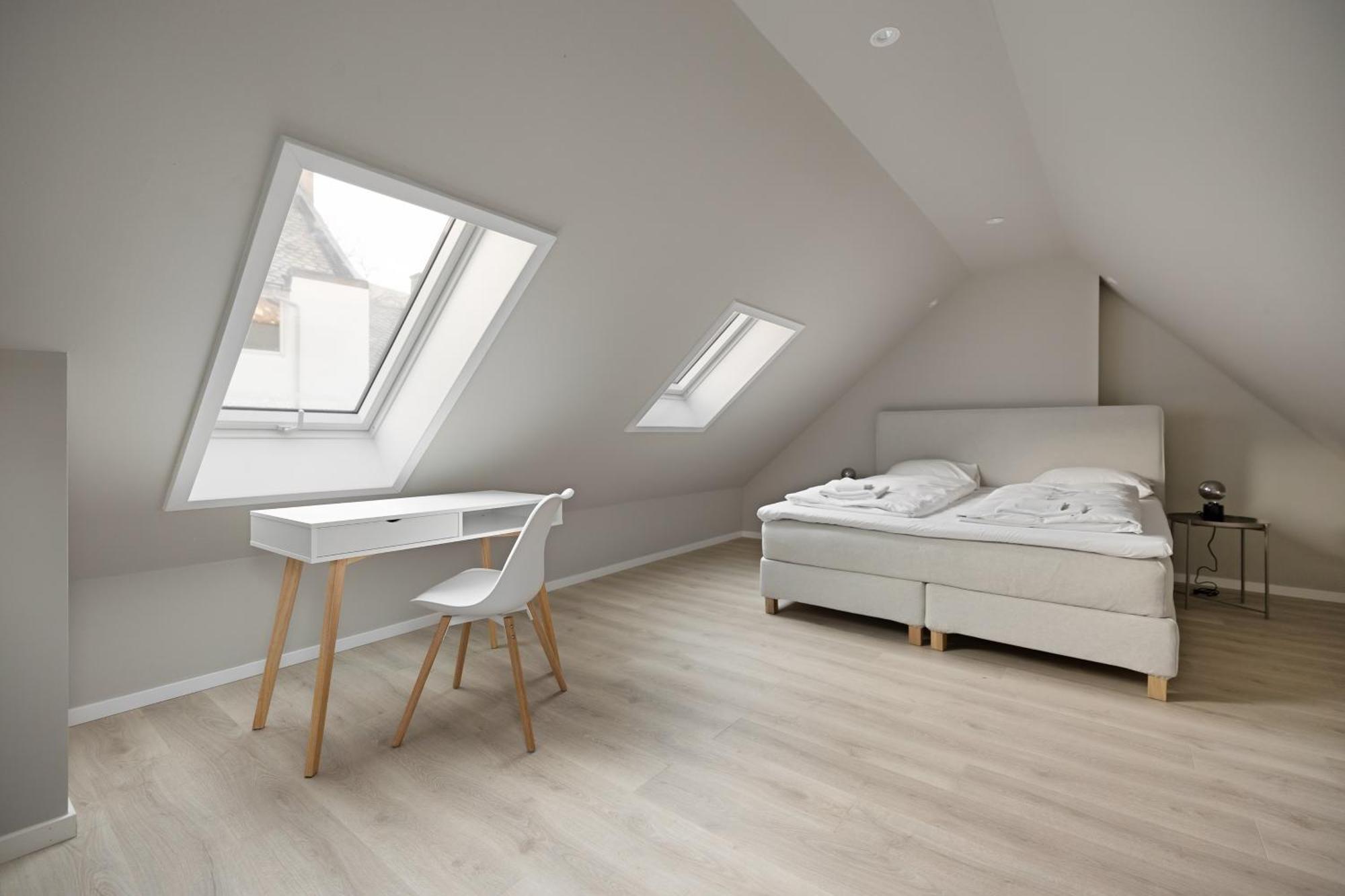 Homerentals L 120Sqm Mid-Central - King Beds - 500Mbps Wi-Fi 베르겐 외부 사진